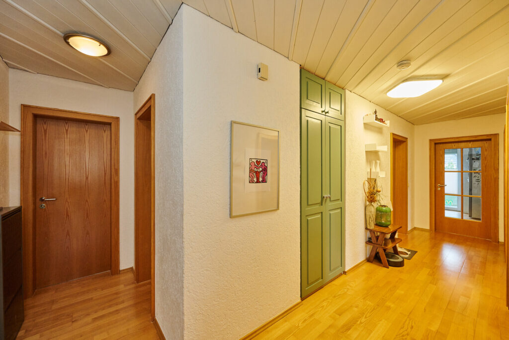 5% Rendite…Dreiparteienhaus mit vielen Möglichkeiten – selbst einziehen oder Vermieten, — Foto 10