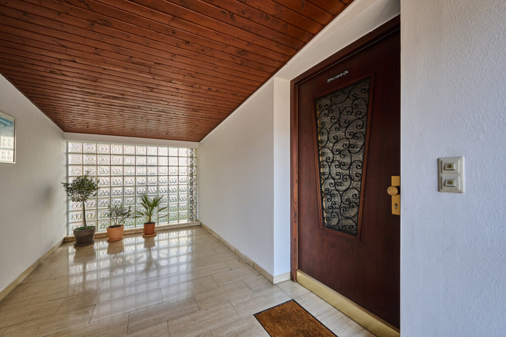 Einfamilienhaus mit Potential! Geben Sie Ihr Angebot ab! — Foto 4
