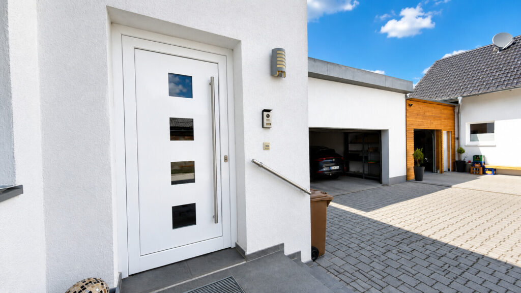 Moderne Maisonettewohnung mit Garten, Balkon & viel Privatsphäre — Foto 3