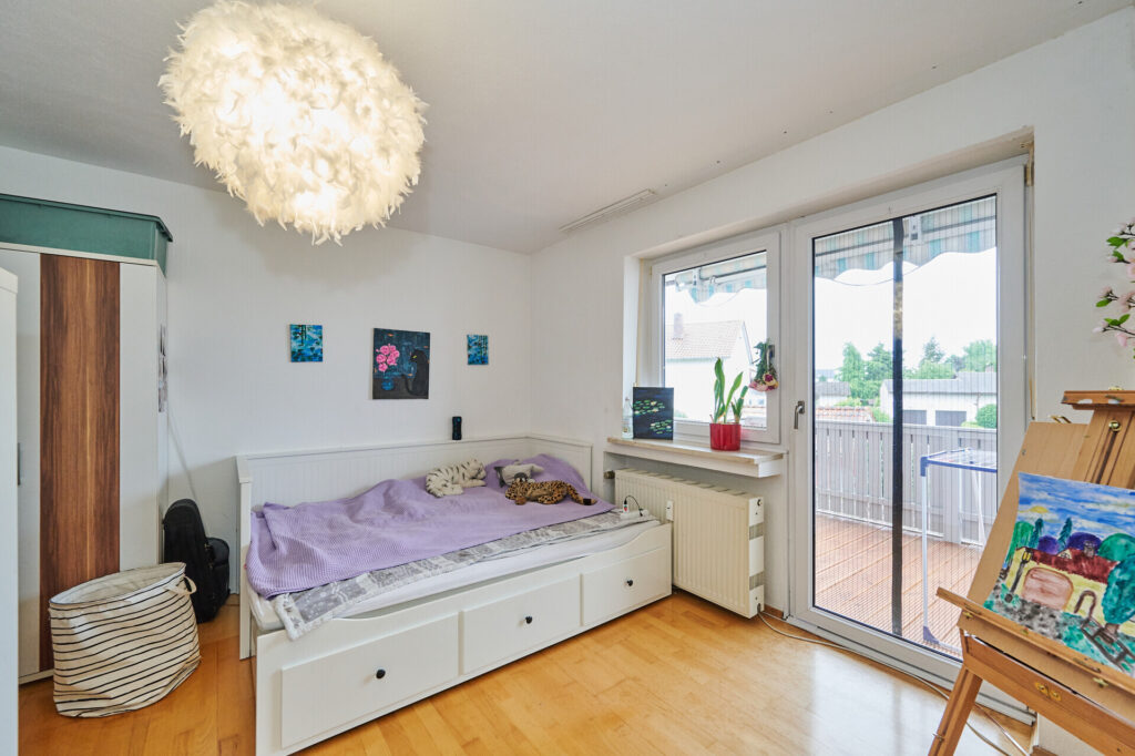 5% Rendite…Dreiparteienhaus mit vielen Möglichkeiten – selbst einziehen oder Vermieten, — Foto 15