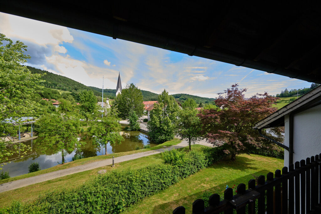 Echtes Schmuckstück in wunderschöner Lage — Foto 14