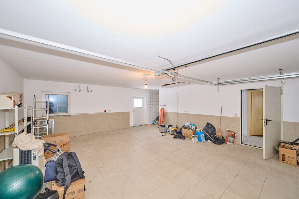 Stilvoll wohnen. Haus inkl. Pool und PV-Anlage — Foto 17
