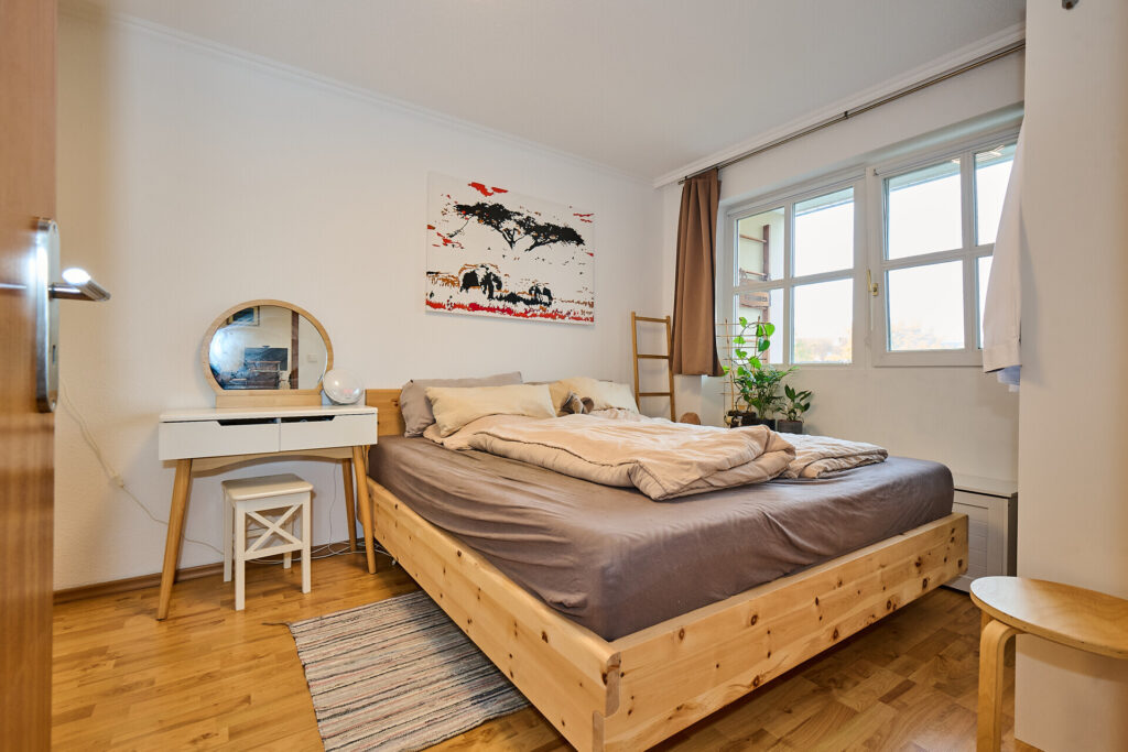 Schöne 2 Zimmer Wohnung in perfekter Wohnlage_für Eigennutzer oder zum Vermieten — Foto 4