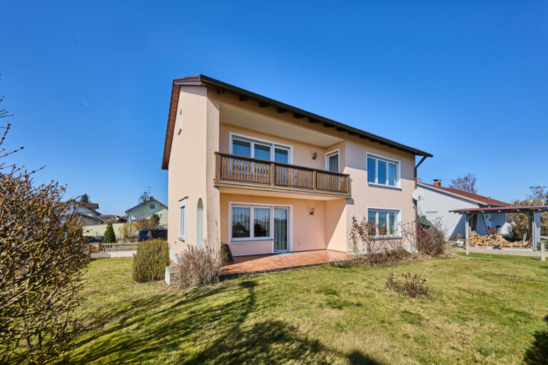 Einfamilienhaus mit Potential! Geben Sie Ihr Angebot ab!