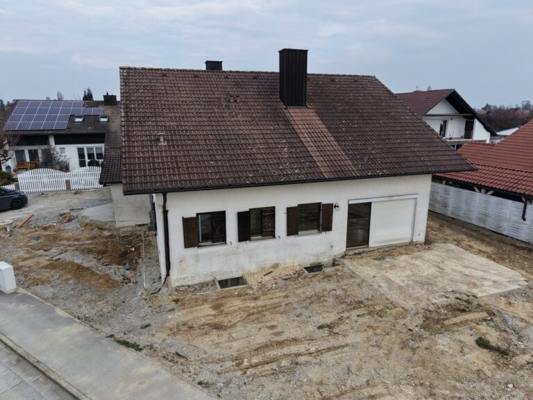 Handwerkerhaus gegen Angebot zu verkaufen! Jetzt Chance nutzen!