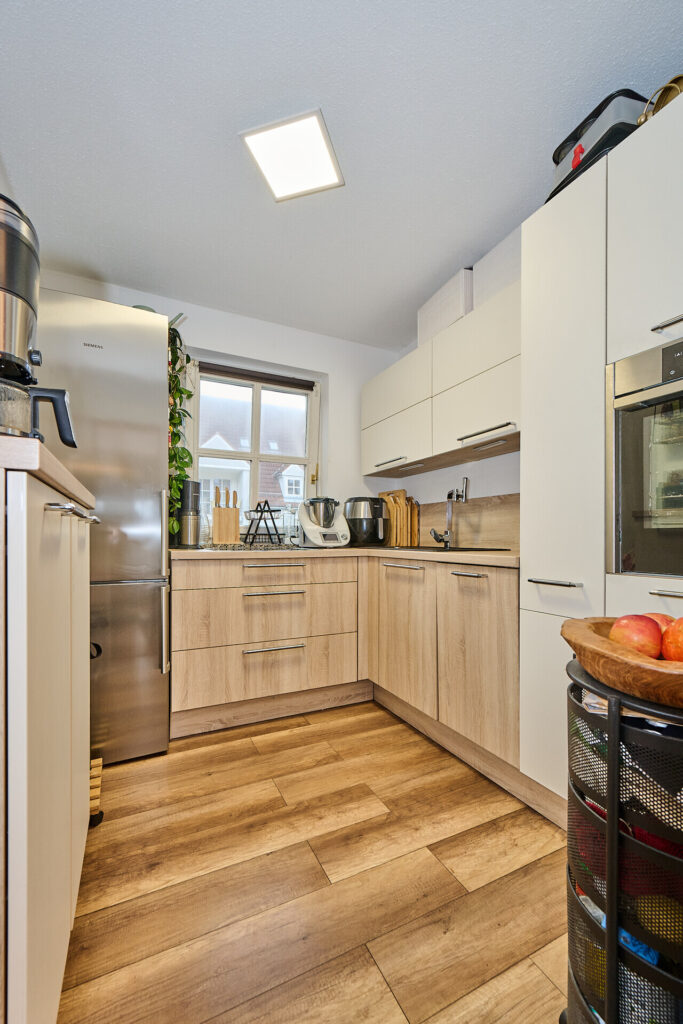 Schöne 2 Zimmer Wohnung in perfekter Wohnlage_für Eigennutzer oder zum Vermieten — Foto 3