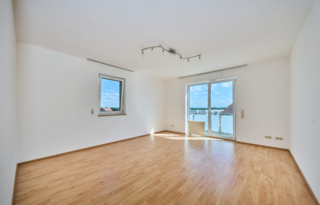 Eigentumswohnung im Zentrum von Wörth a.d.Donau _ optimal für Eigennutzer oder Kapitalanleger — Foto 3