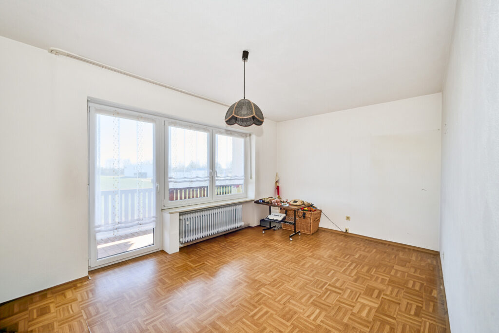Einfamilienhaus mit Potential! Geben Sie Ihr Angebot ab! — Foto 11