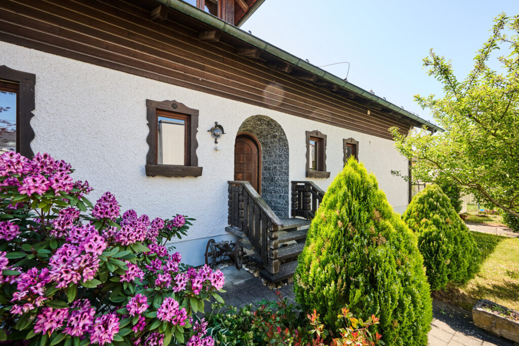 Ein Haus, unzählige Möglichkeiten – 298 m² Wohnfläche auf 1.682 m² Grundstück! — Foto 3