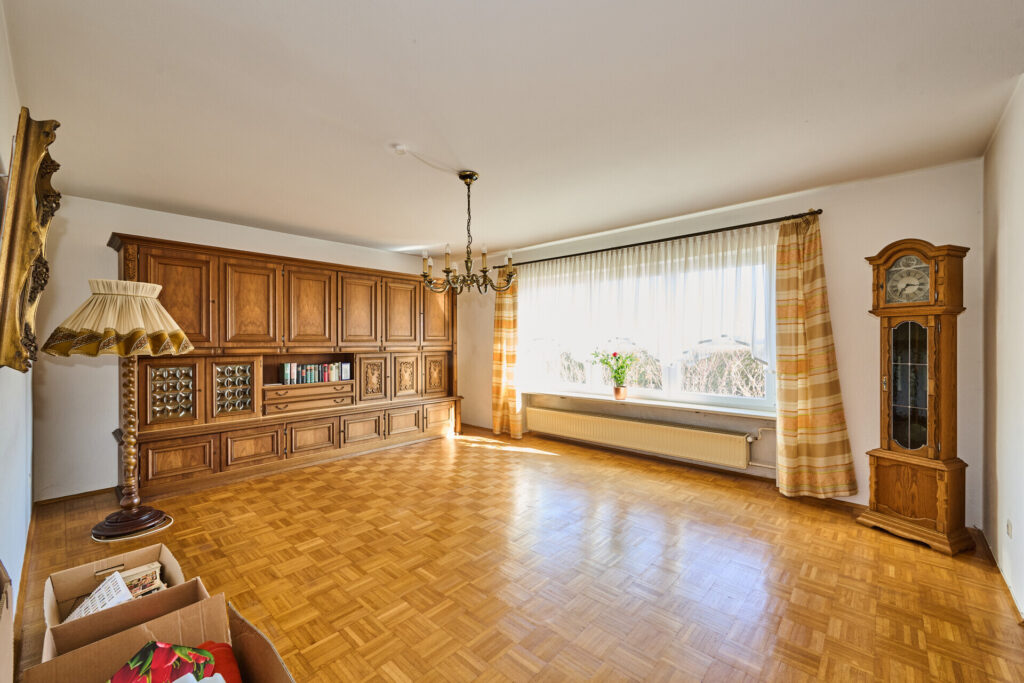 Einfamilienhaus mit Potential! Geben Sie Ihr Angebot ab! — Foto 6