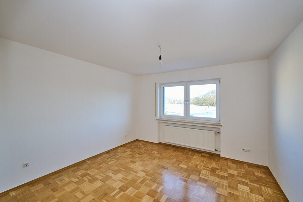 Ein-, Zwei-, oder Dreiparteienhaus – für Eigennutzer oder Kapitalanleger – KOMPLETT SANIERT! — Foto 13