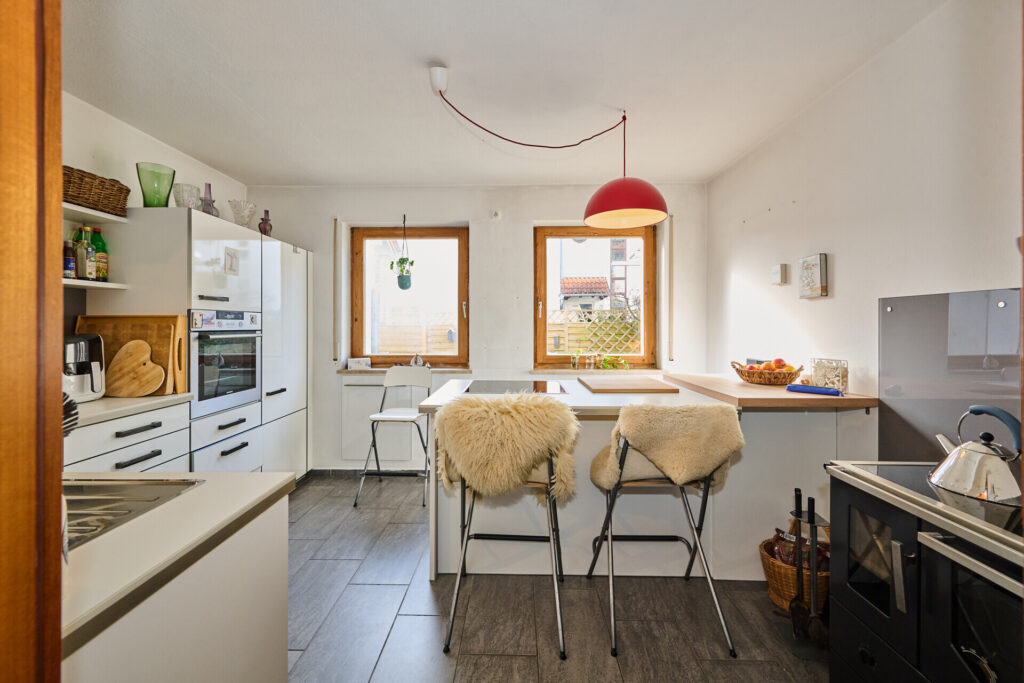 Sehr gepflegte Doppelhaushälfte mit Südterrasse – sehr gute Raumaufteilung — Foto 3
