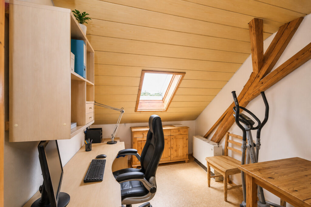 TOP Ein-/ Zweifamilienhaus in zentraler Lage — Foto 7