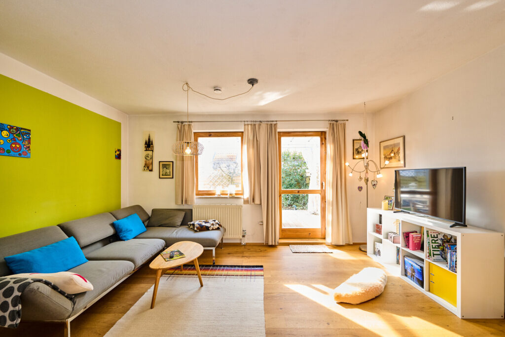 Sehr gepflegte Doppelhaushälfte mit Südterrasse – sehr gute Raumaufteilung — Foto 7