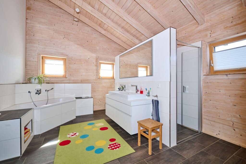 Stilvolles Einfamilienhaus in ökologischer Holzbauweise – ein Wohntraum — Foto 12