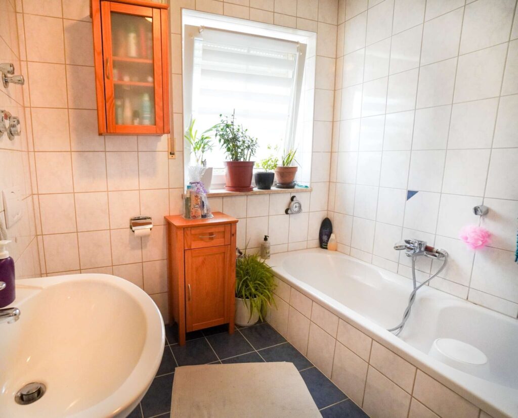 Angebot! – preisreduziert – sehr gut geschnittene 3 Zimmer Wohnung — Foto 5