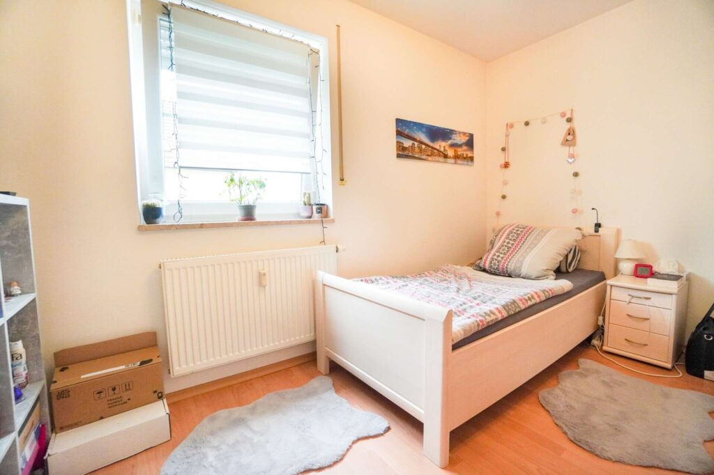 Angebot! – preisreduziert – sehr gut geschnittene 3 Zimmer Wohnung — Foto 2