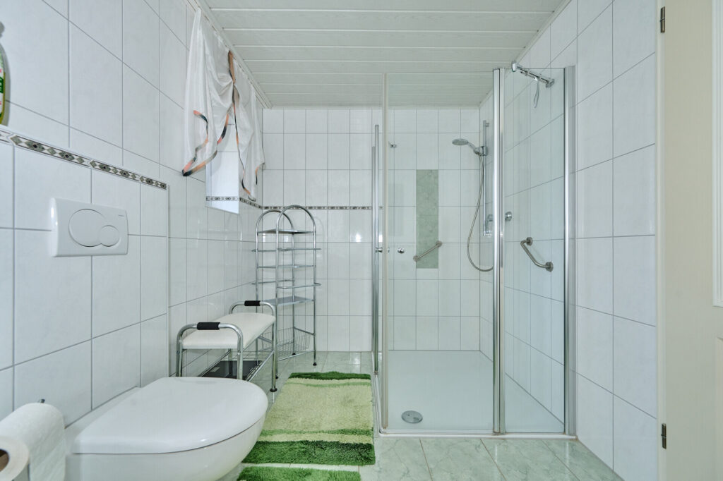 TOP Ein-/ Zweifamilienhaus in zentraler Lage — Foto 22