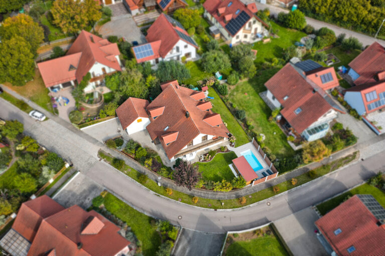 Großzügiges Familienidyll mit Pool und gehobener Ausstattung in ruhiger Lage von Sünching — weiteres Foto