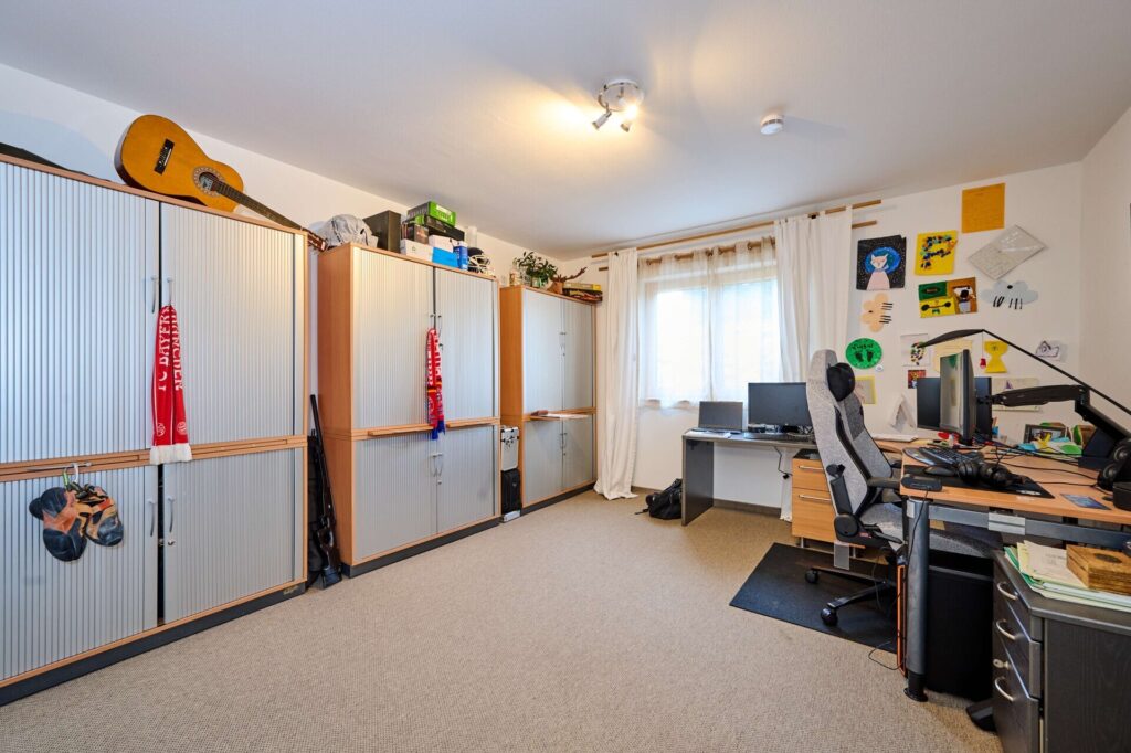 Stilvolles Einfamilienhaus in ökologischer Holzbauweise – ein Wohntraum — Foto 13