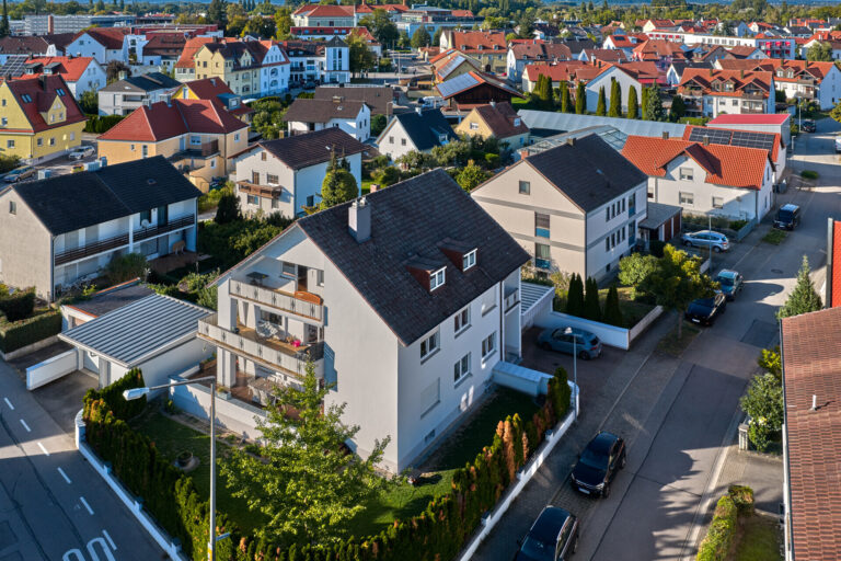 Starke Kapitalanlage in Straubing – top gepflegtes Dreifamilienhaus