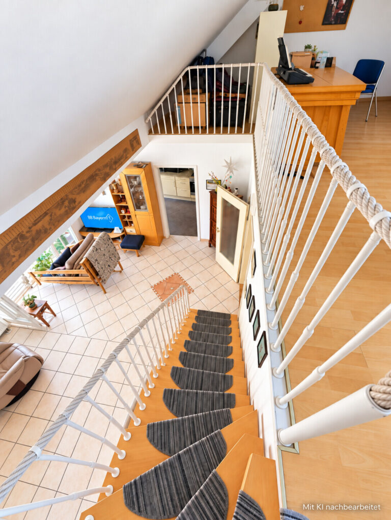Wohnen mit dem gewissen Extra – charmante Maisonette mit großer Galerie und Südbalkon! — weiteres Foto